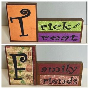 HALLOWEEN/FRIENDS & FAMILY WOOD SIGN (2SIDED)